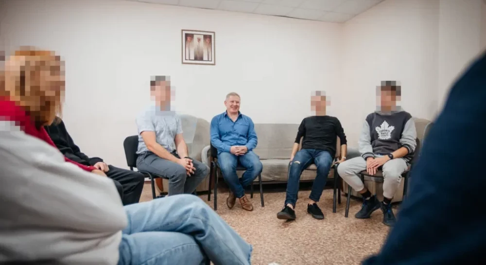 brd 4150 1024x682 1 За Гранью Срыва: Наш Долгий Путь к Истинному Исцелению от Наркомании